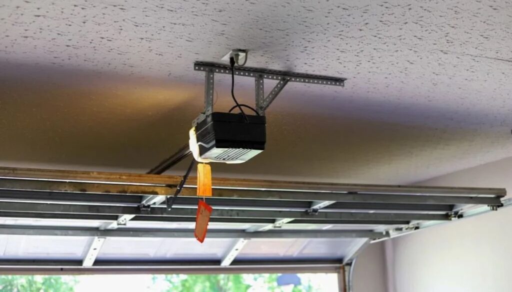 Professional Garage Door Opener Repair - Century Garage Door Repair Service Puyallup